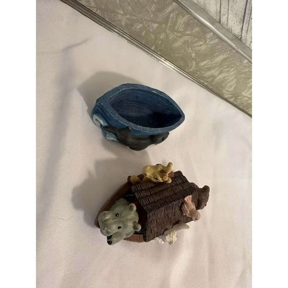 Vintage Noah's Ark Resin Trinket Box Figurine Animals